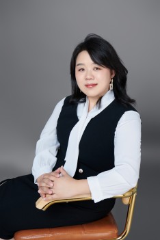 曹丽娜律师